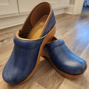 Dansko clogs. Size 38.